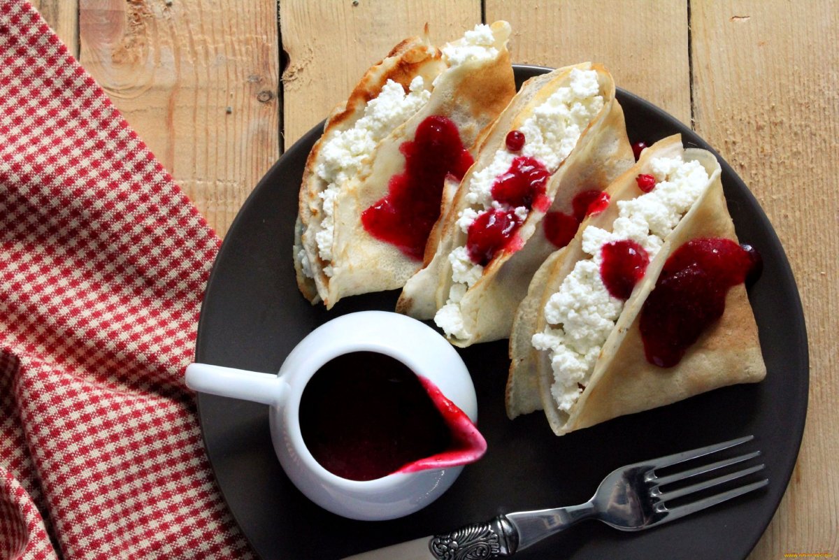 Блины с яблочной начинкой