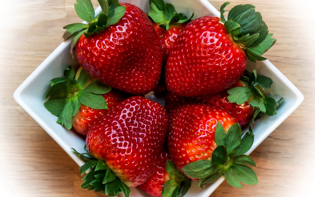 Клубника настоящая