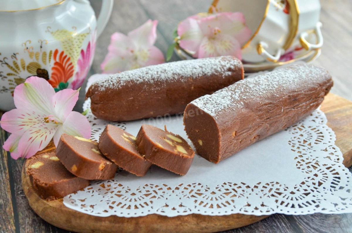 Колбаса из печенья Мария со сгущенкой