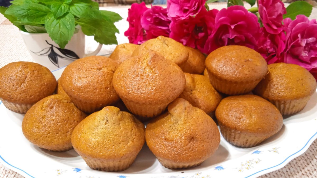 Пирок песочный с творогом и вишней