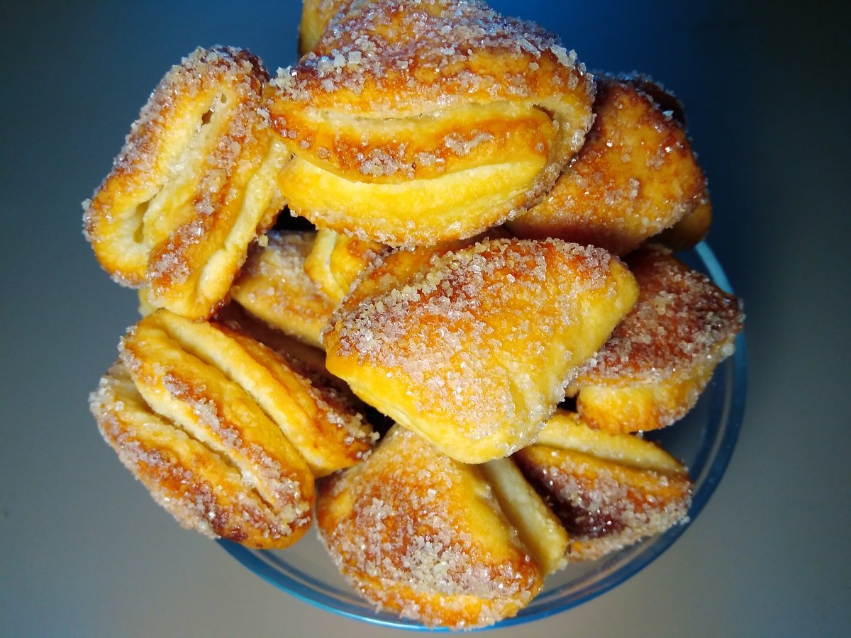 Творожные конвертики с сахаром
