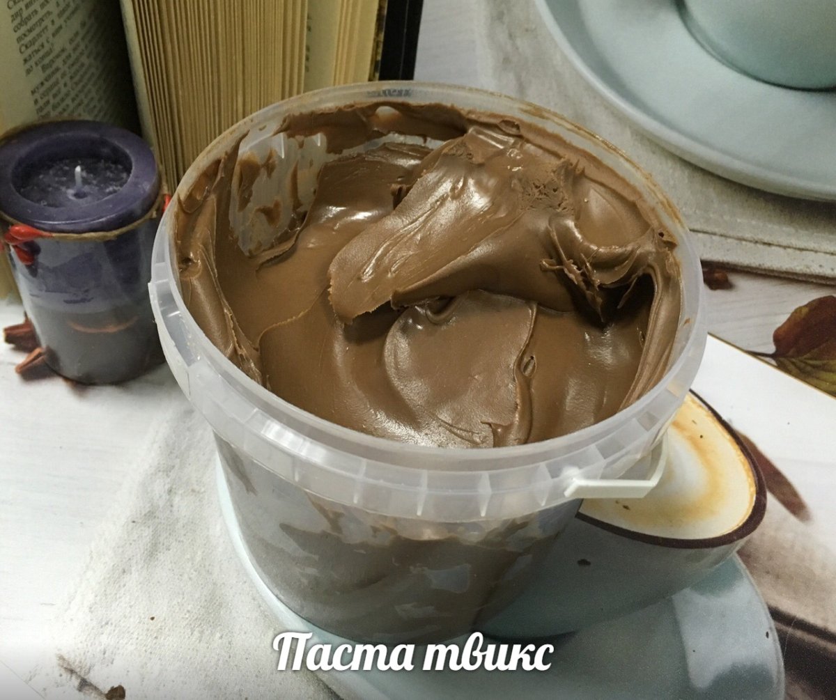 Шоколадные пасты в ведрах