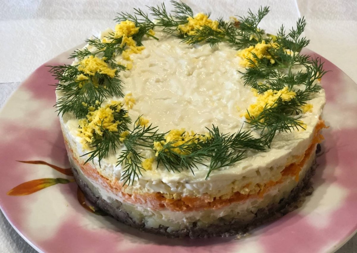 Мимоза пирог с фаршем и сыром