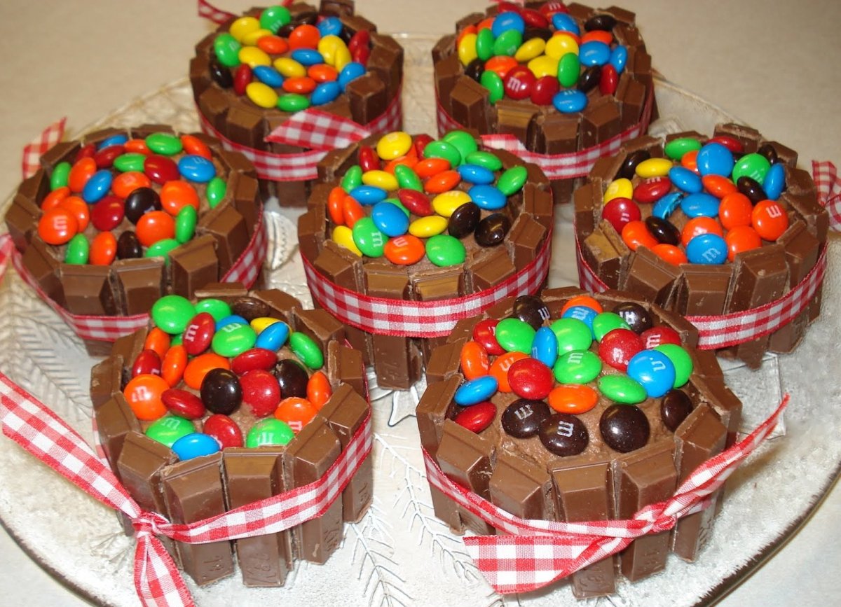 Трайфлы с m&m