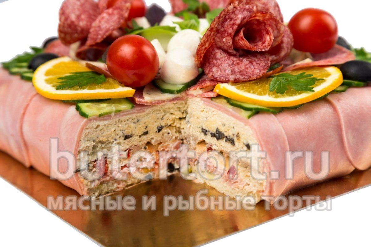 Торт в виде торса
