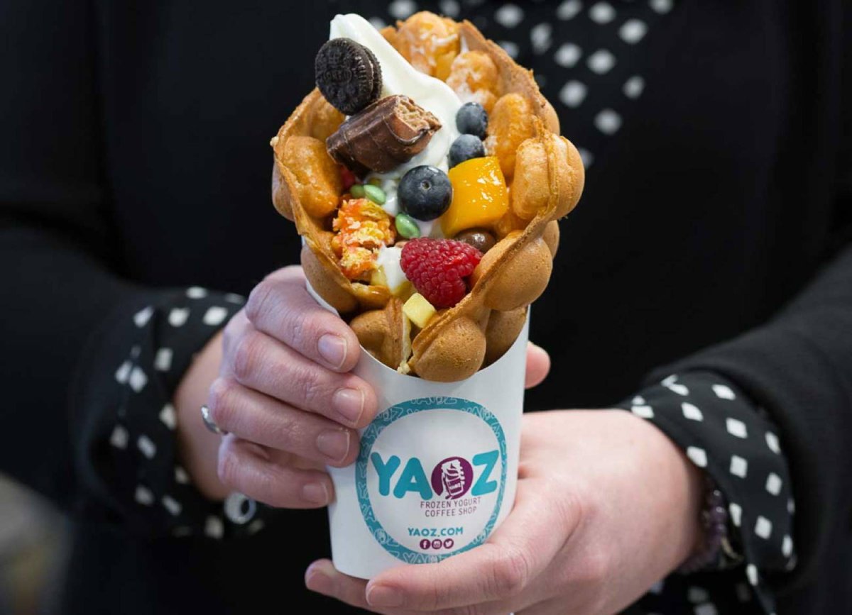 Bubble Waffle & Roll Ice