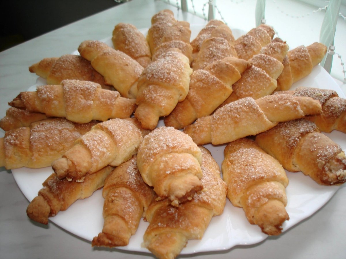 Рогалики с вареньем