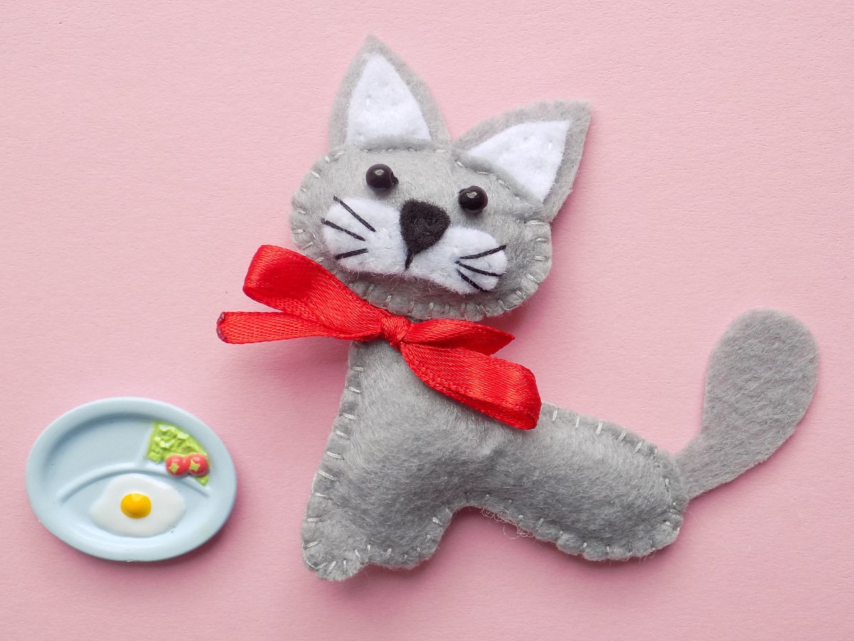 Кошка из фетра