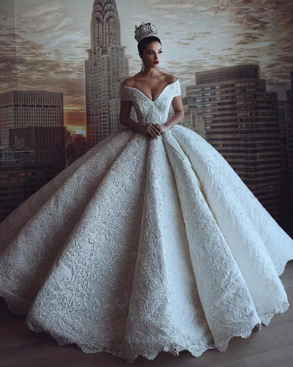 Свадебные платья Frida Xhoi XHEI