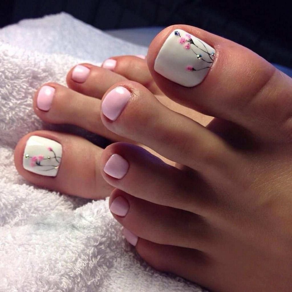 Педикюр на короткие ногти