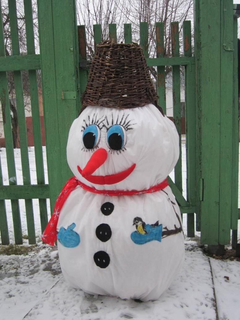 Снеговики из носков