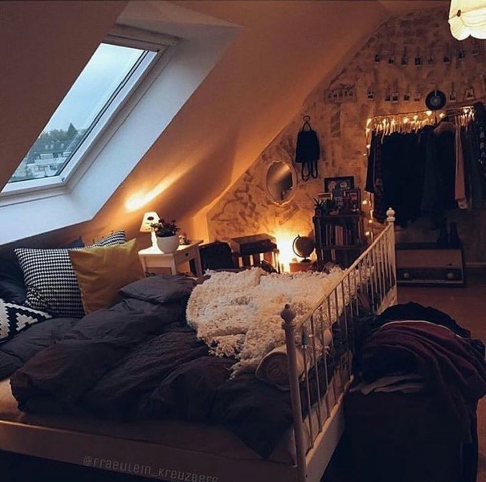 Данн Кэтрин "чердак / Attic"