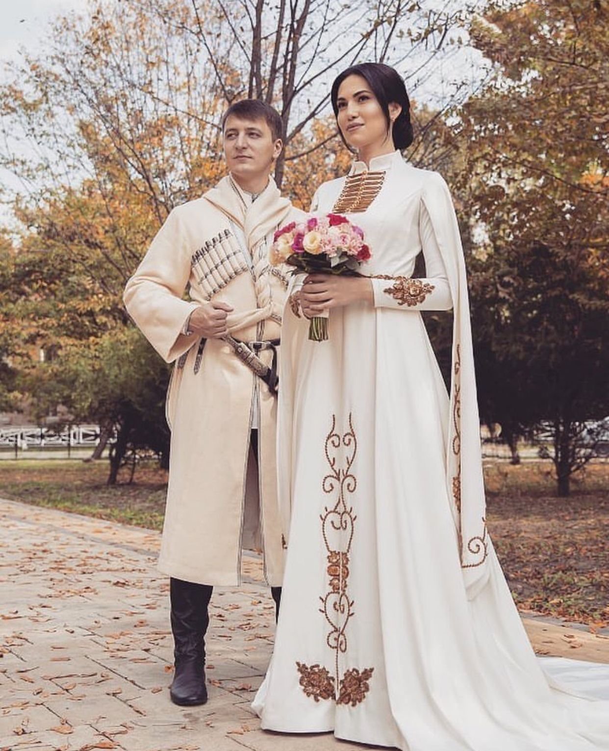 Свадебные кавказские платья - 65 фото