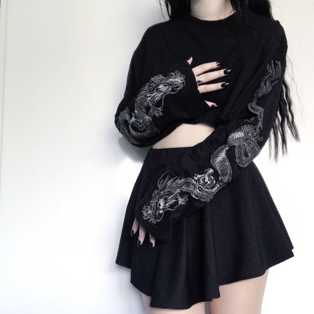 Goth outfit Грандж чёрная корейская одежда тумблер