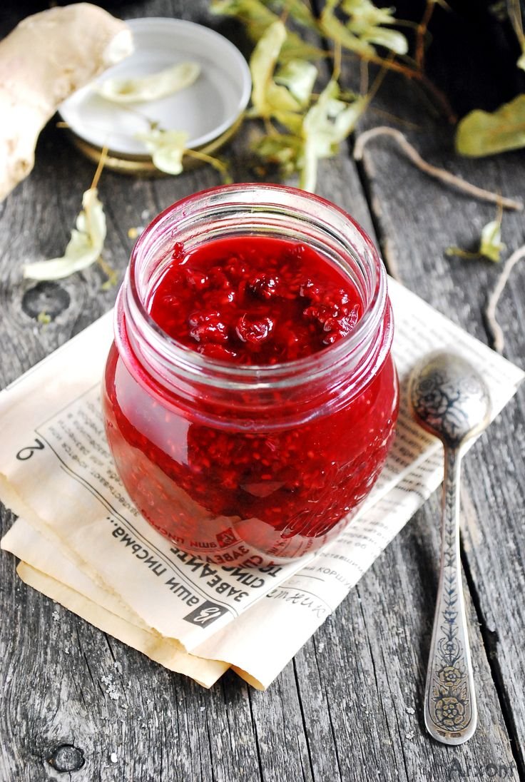 Варенье с чаем