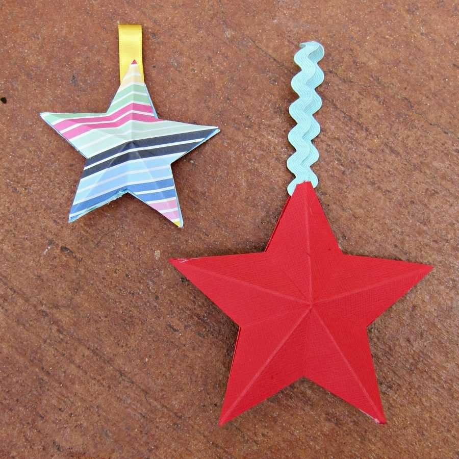 Новогодние игруиз ниток