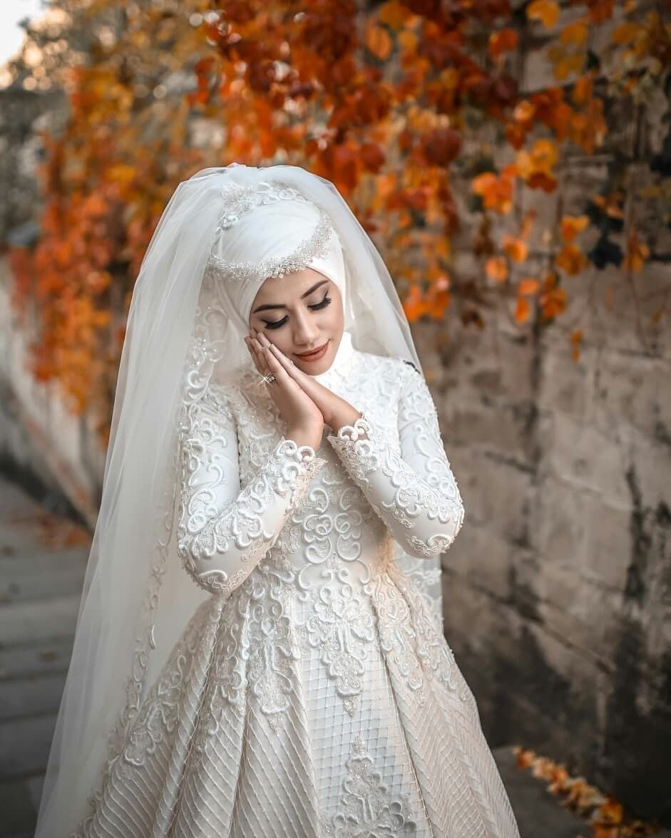 Мусульманская невеста. Фатаи аруси. Мусульманские Свадебные платья. Свадебные платья хиджаб. Невеста в хиджабе.