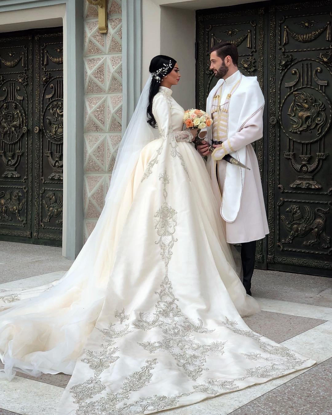 Свадебное грузинское платье