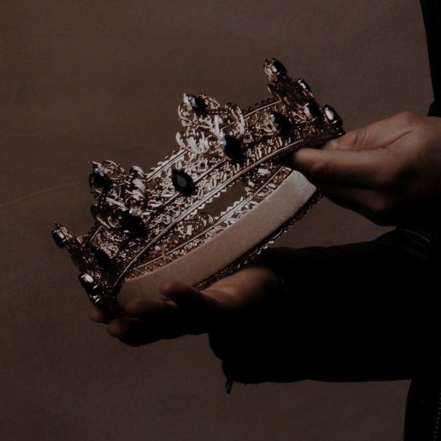 Queen aesthetic Золотая