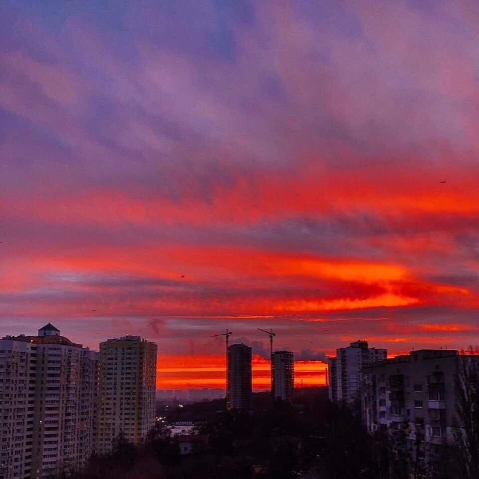 Закат в городе