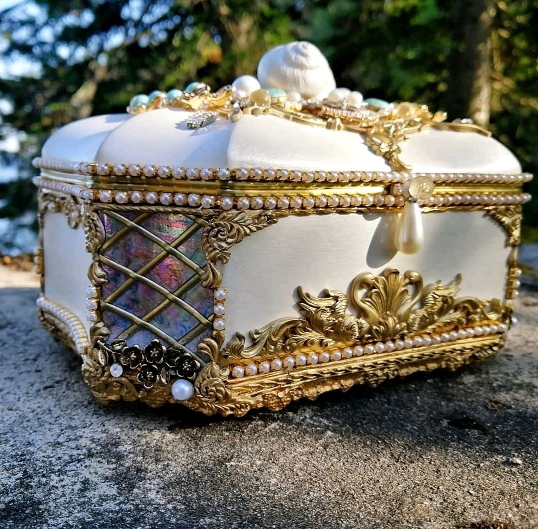 Кольцо в коробочке
