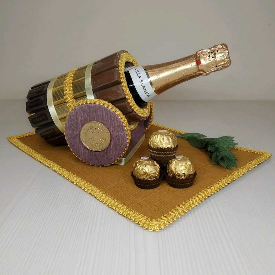 Подарок из конфет мужчине