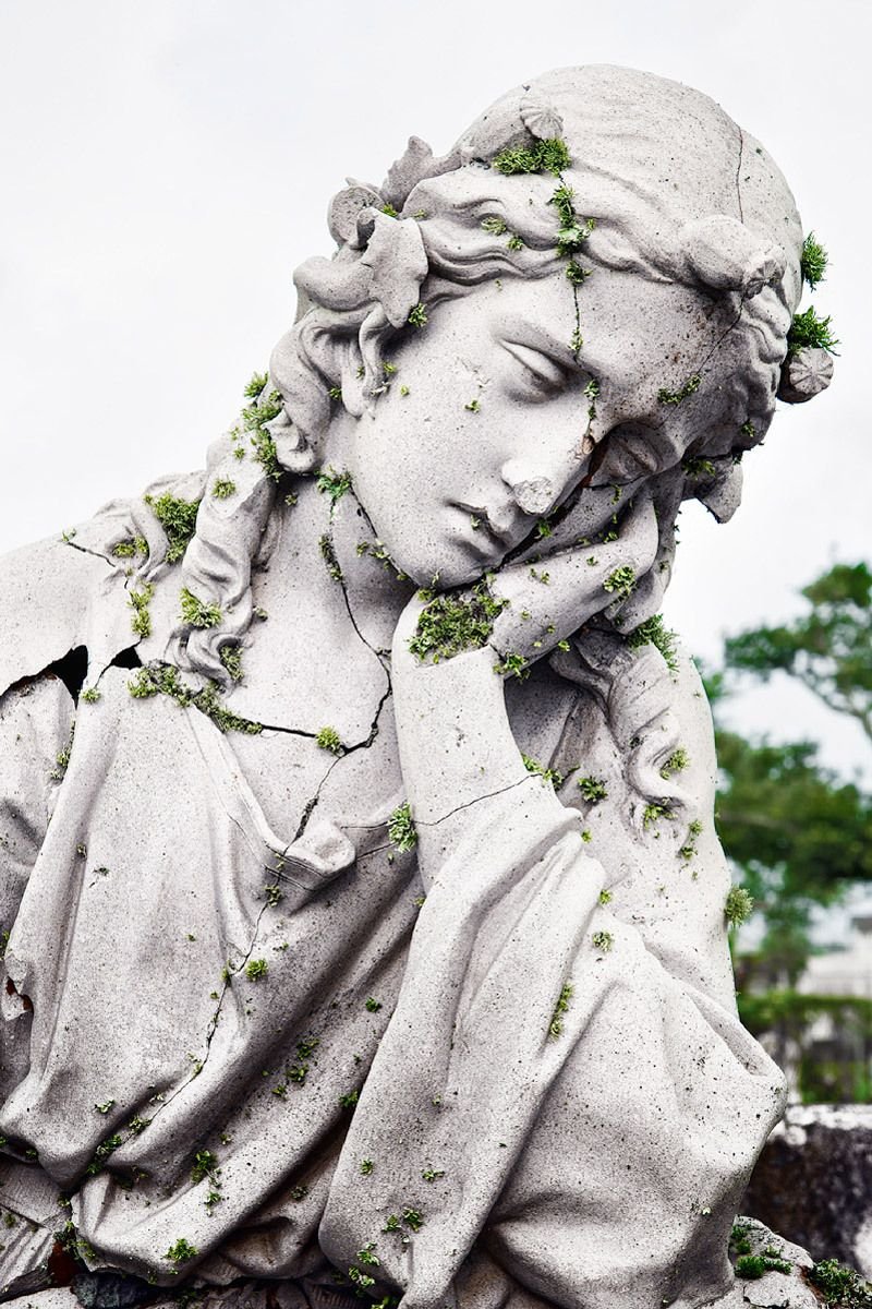 Aesthetic скульптура