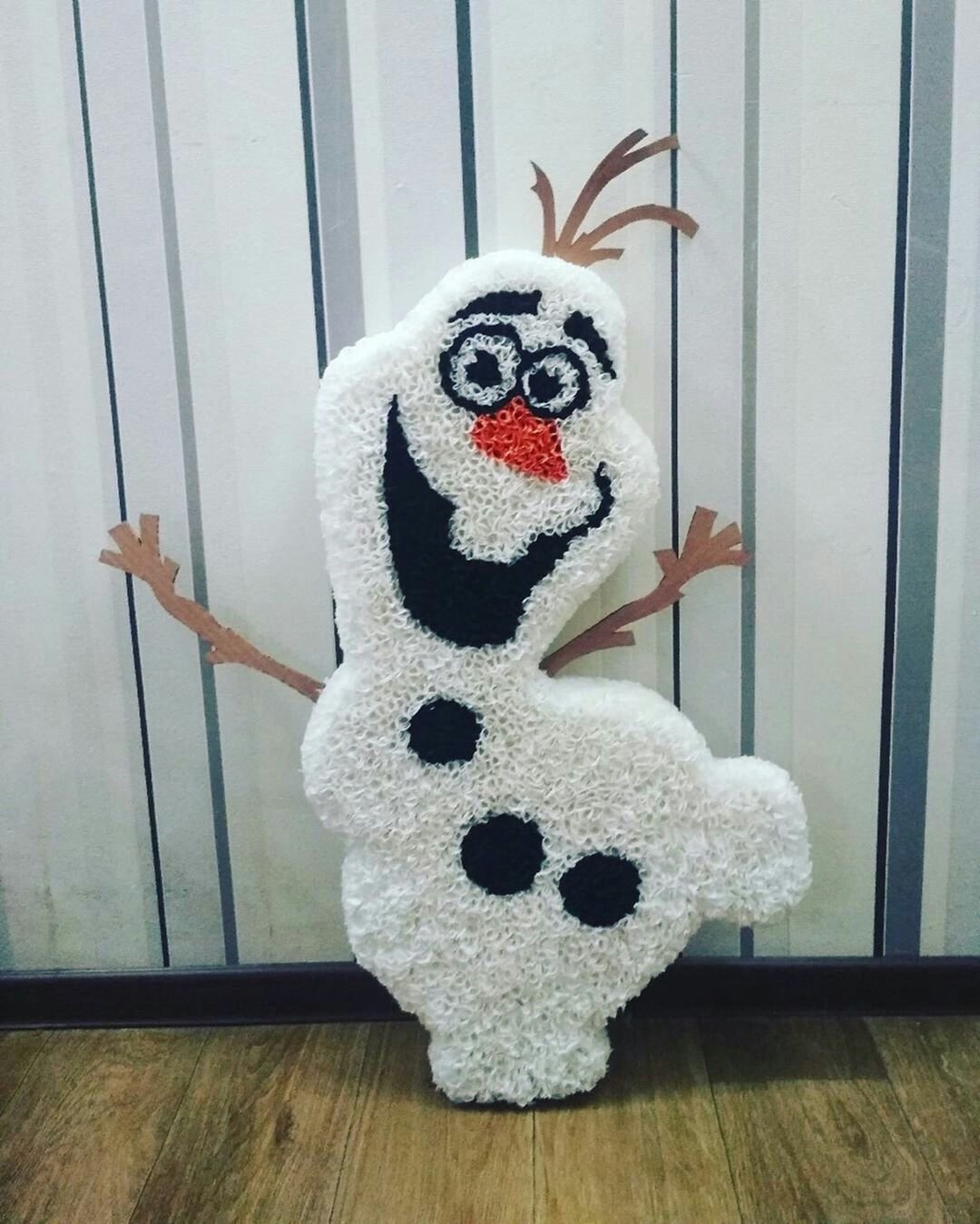 Олаф из пенопласта