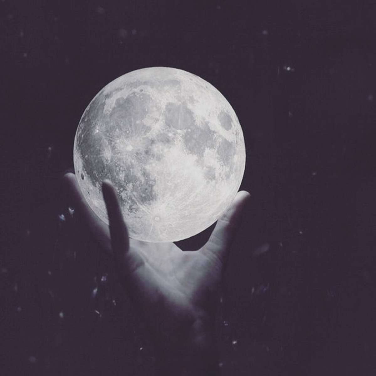 Песни на моей луне я всегда. Луна. Луна Эстетика. Планеты Эстетика. Белый космос.
