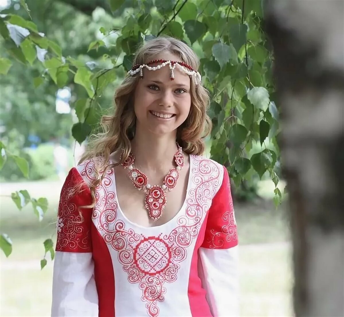 Славянский костюм