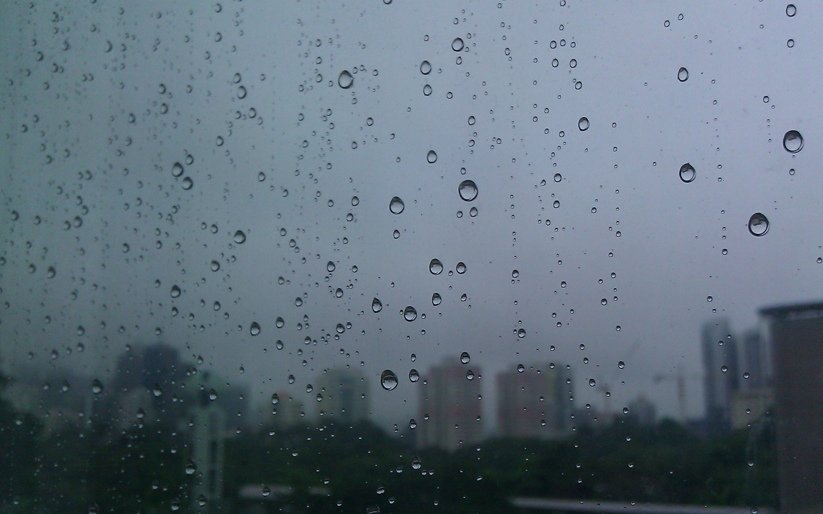 Дожди рэп. Дождь в окне. Ливень. Дождь за окном. Дождь фон.