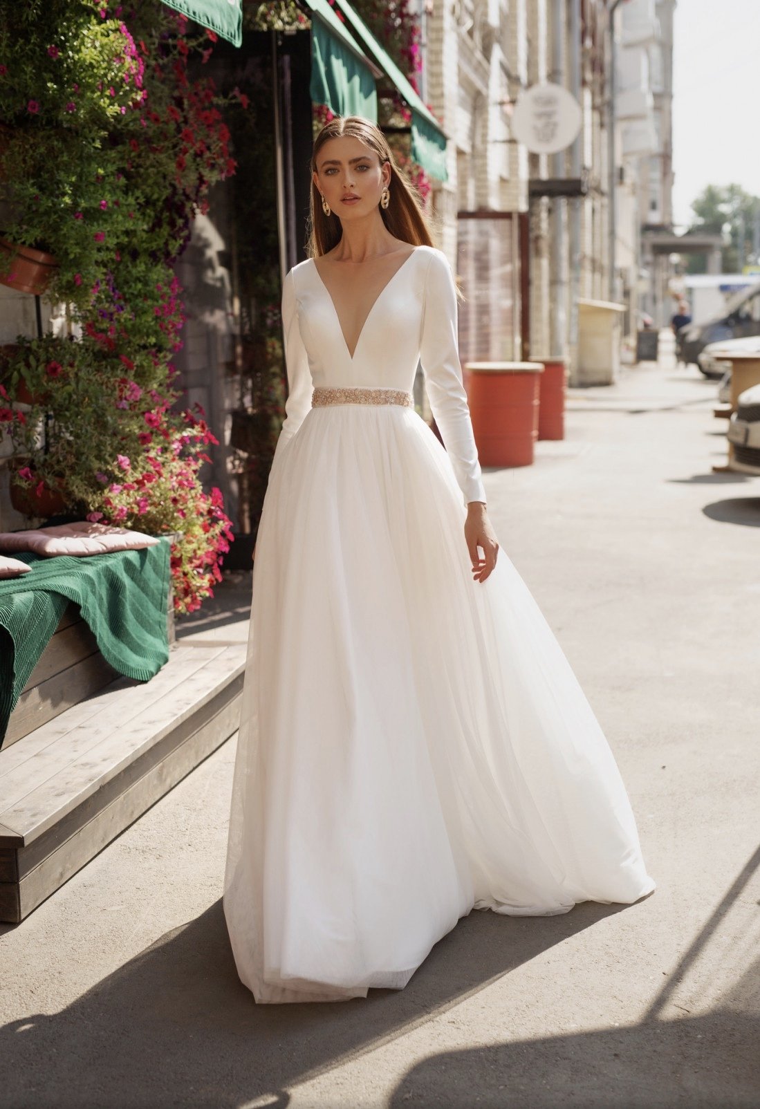 Сатиновое свадебное платье