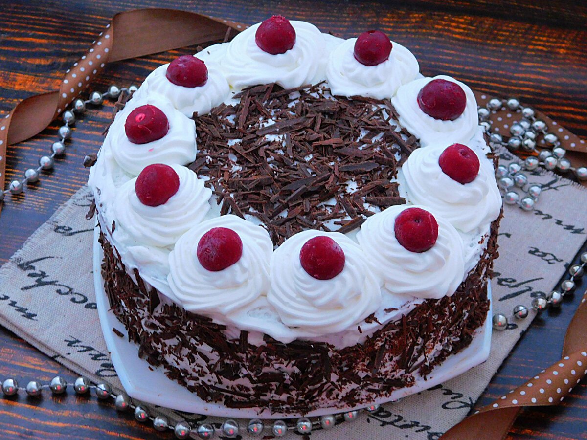Торт "чёрный лес" (Black Forest Cake)