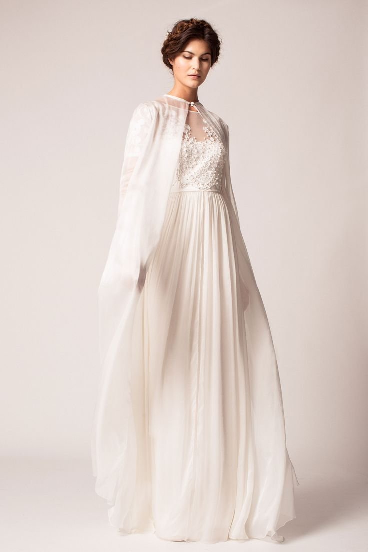 Свадебное платье Кейп Valentino