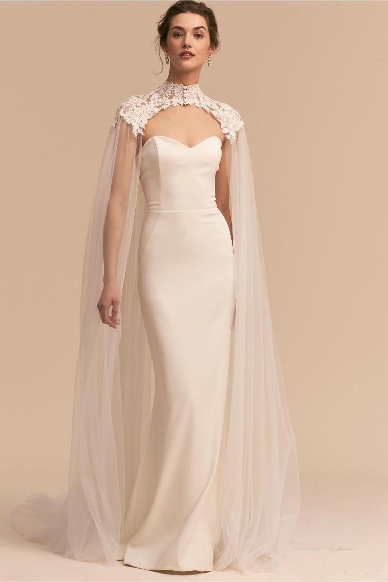 Платье свадебное с пелериной Pronovias