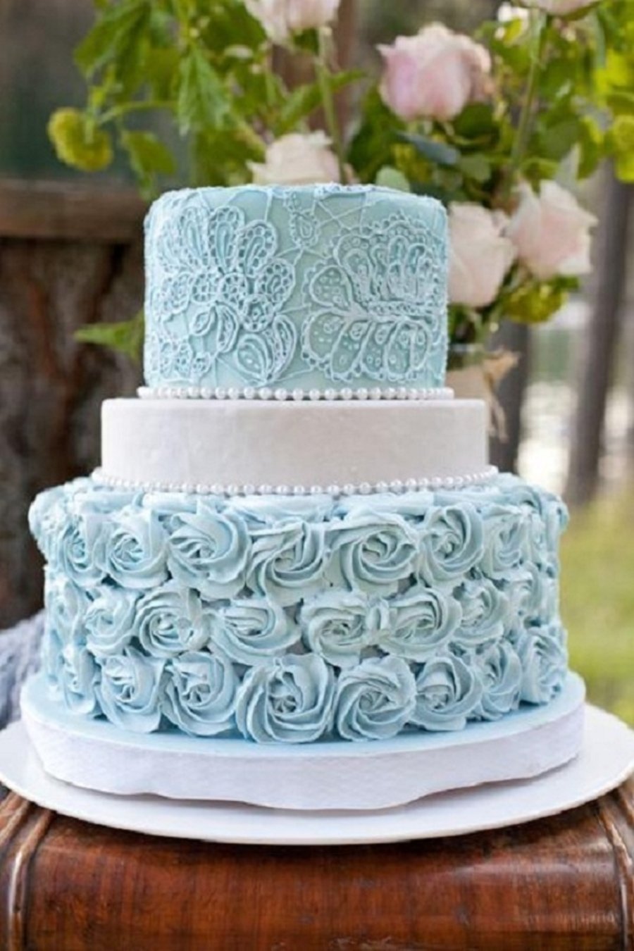 Кремово синий. Wedding Cake Тиффани. Свадебный торт в голубом цвете. Свадебный торт в бело голубых тонах. Свадебный торт голубого цвета.