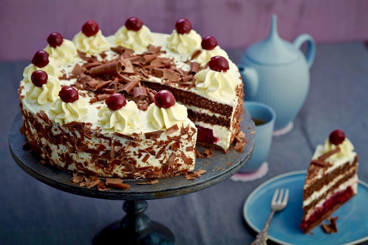 Шварцвальдский вишневый торт Schwarzwälder Kirschtorte