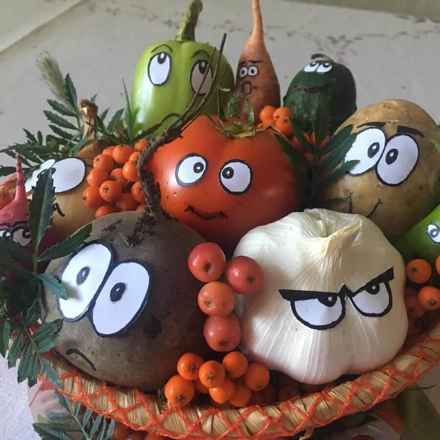 Карвинга из овощей и фруктов