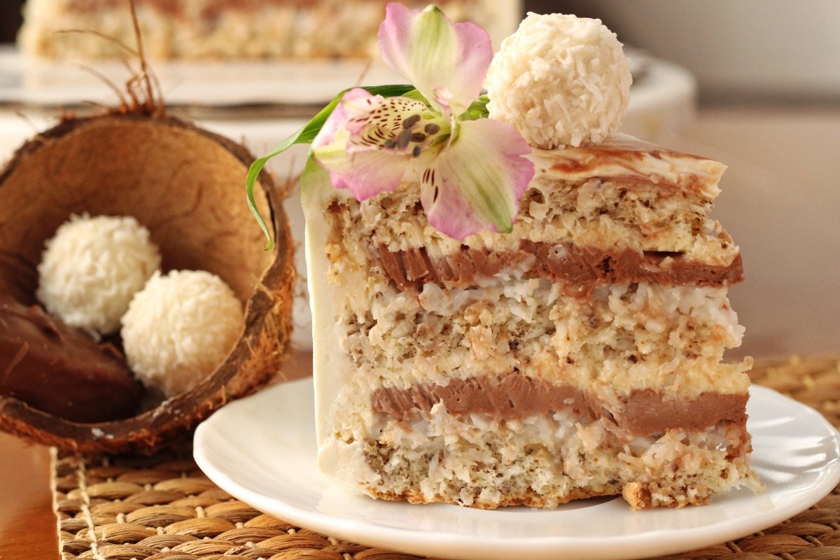Торт с кокосом