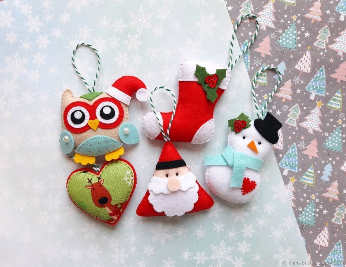Елочные игрушки из фетра