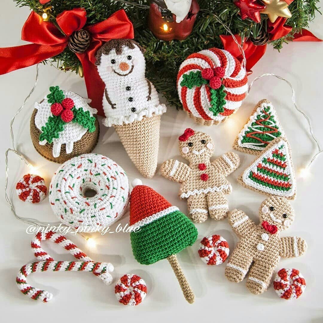 Новогодние игрушки из фетра