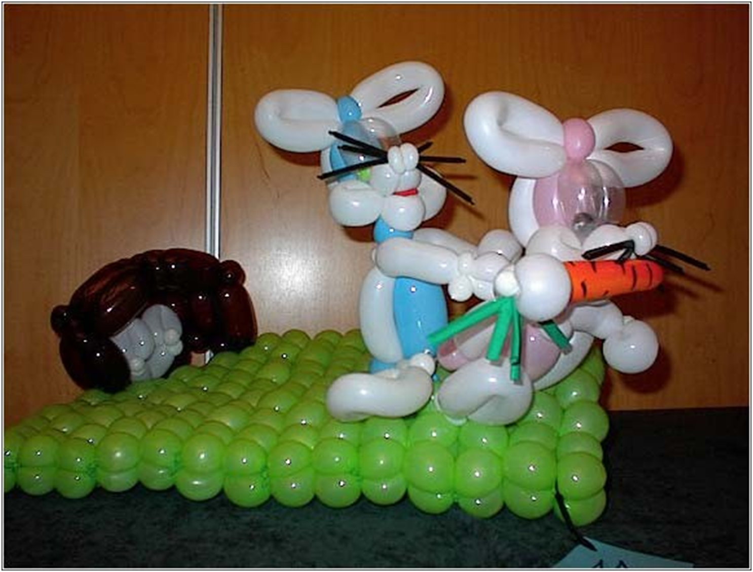 Сделать поделки из шаров. Фигурки из шаров. Фигуры из воздушных шаров. Фигурки из надувных шариков. Моделирование из шаров.