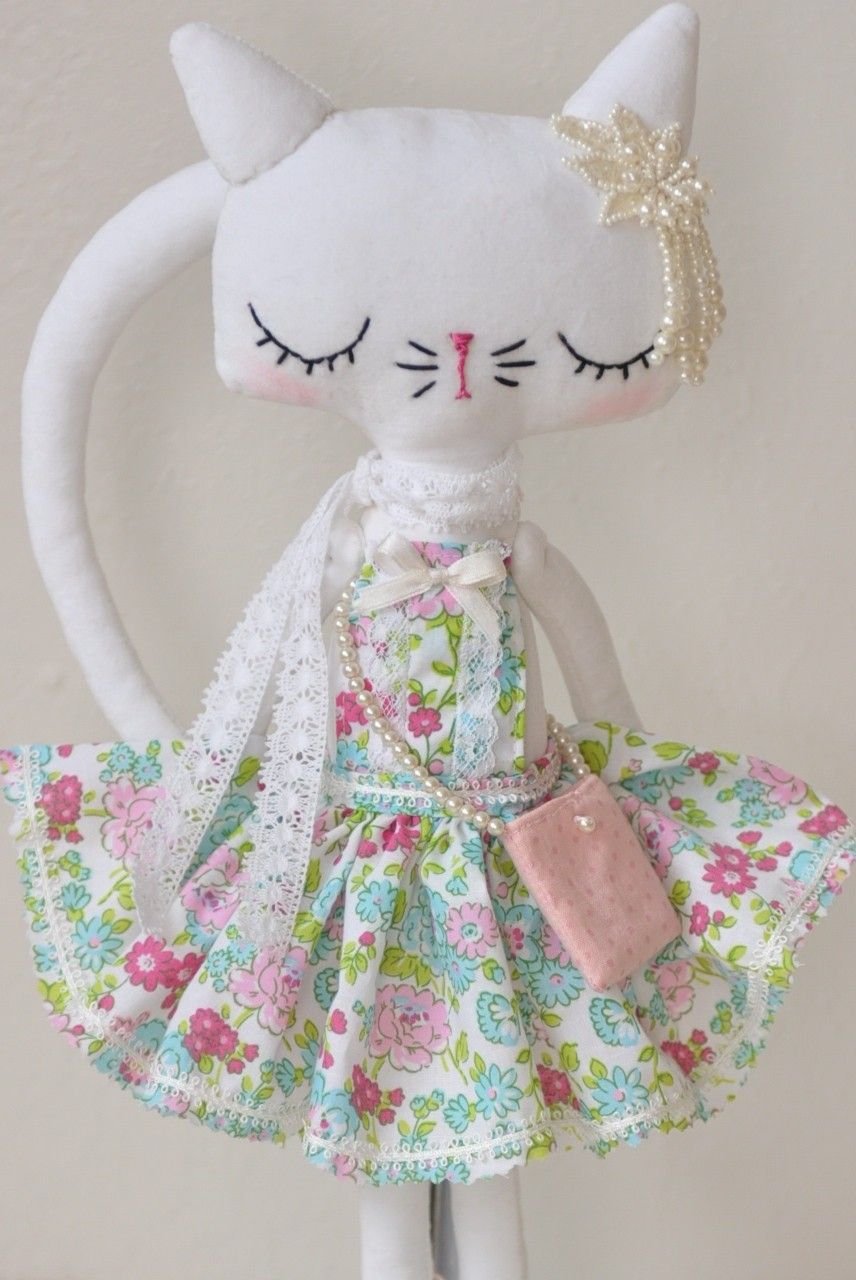Кошечка из ткани