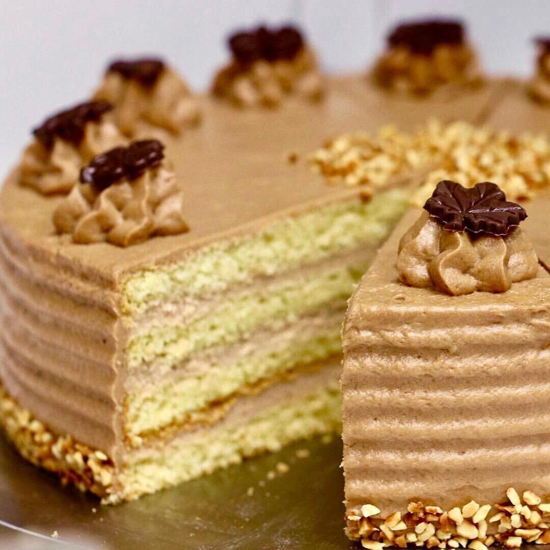 Торт с арахисовой пастой и бананом