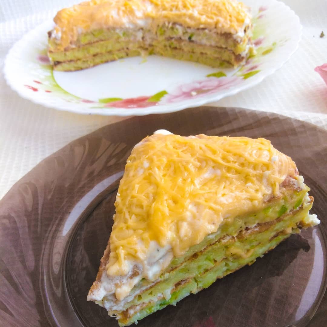 Нарисовать торт из кабачков
