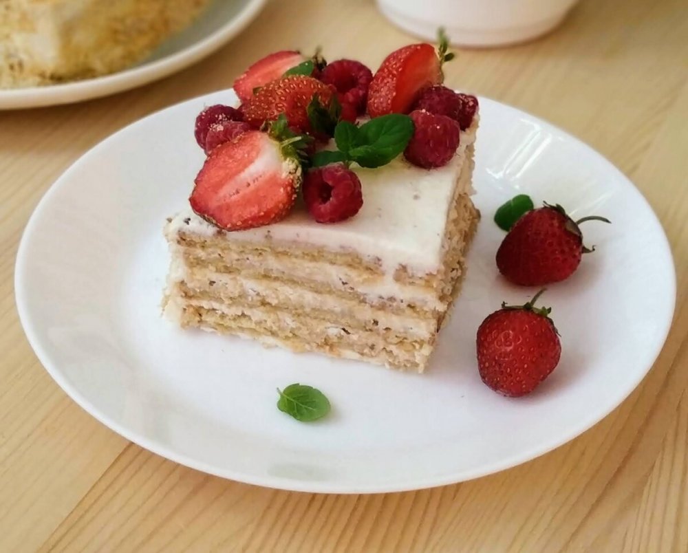 Торт из печенья и сметаны