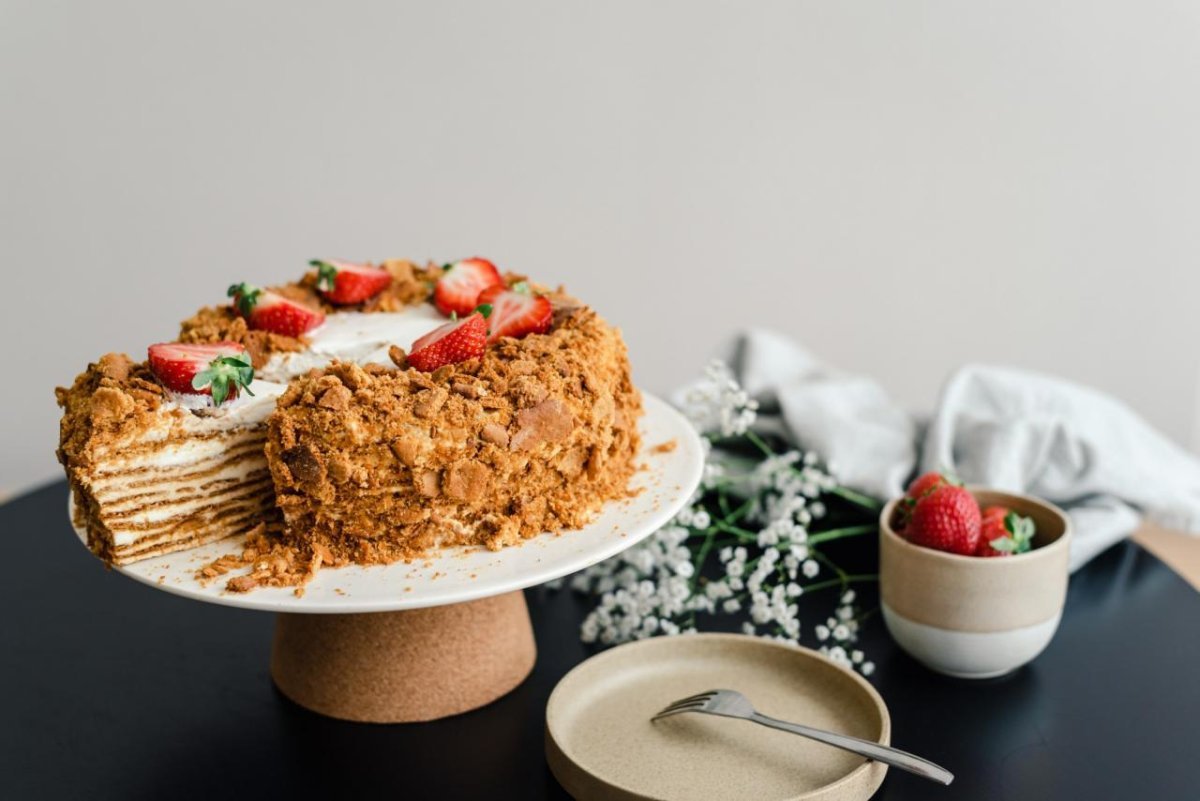 Торт бисквитный Baker House медовик