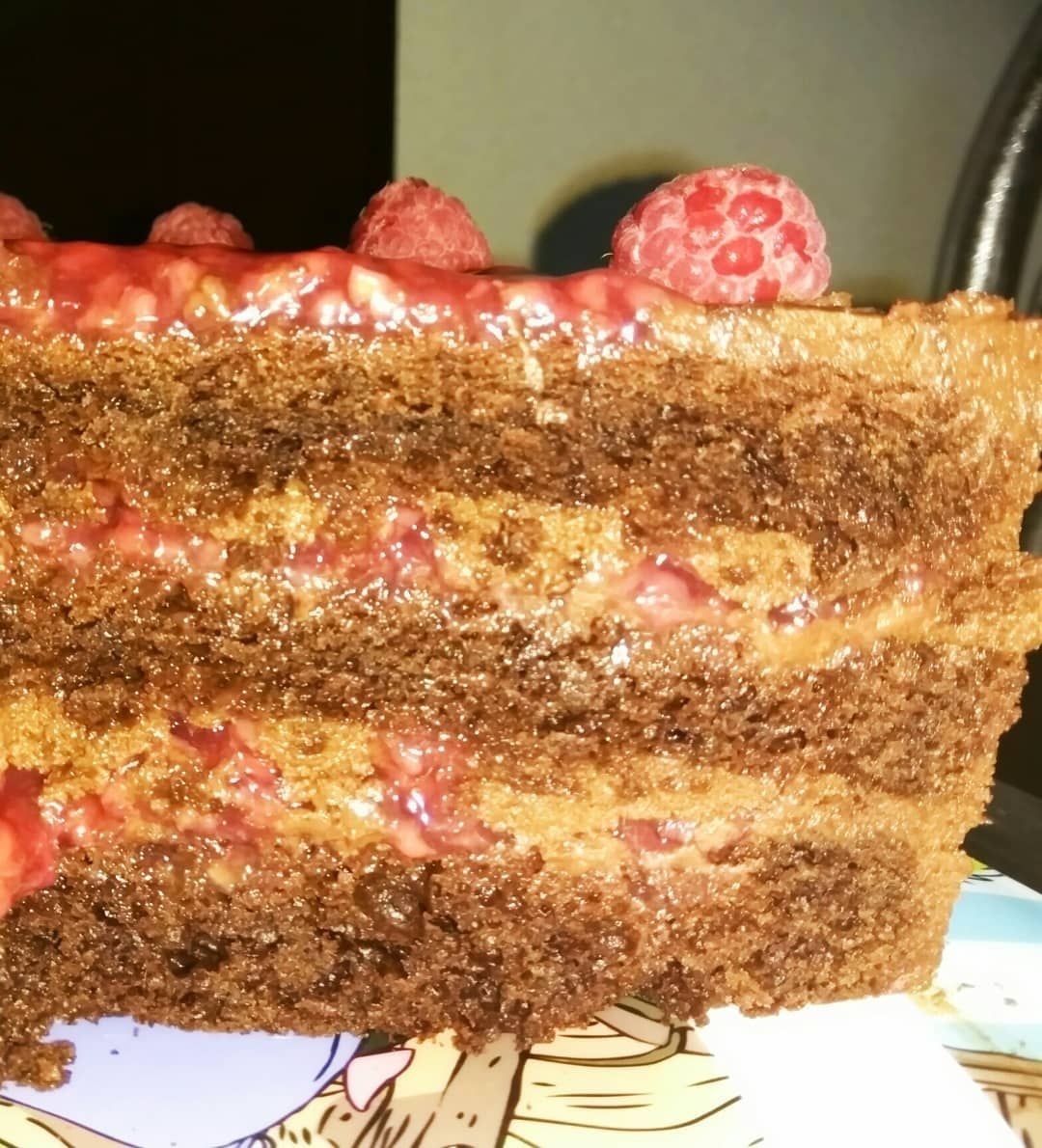Вкусный шоколадный бисквит