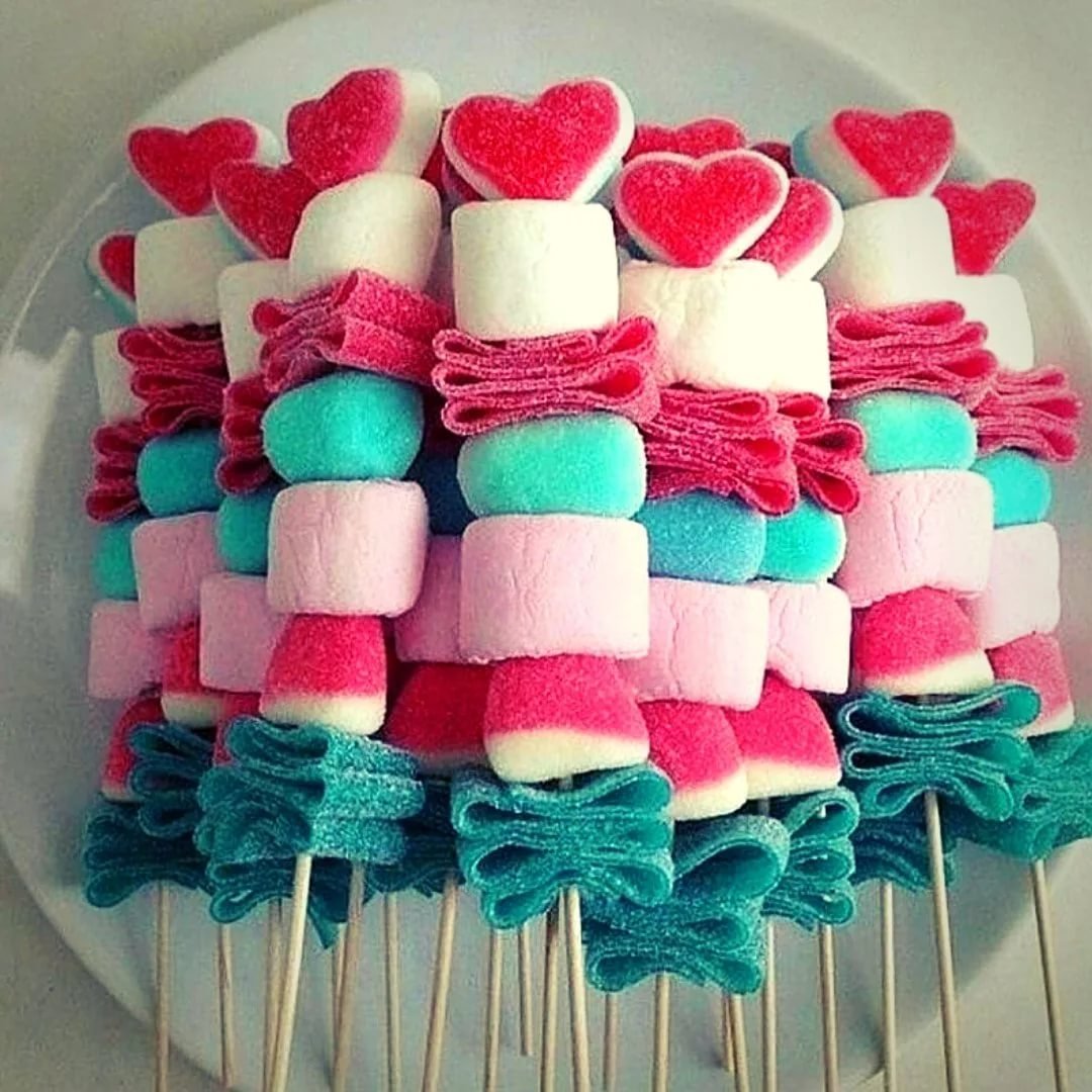Шашлычок из маршмеллоу и мармелада