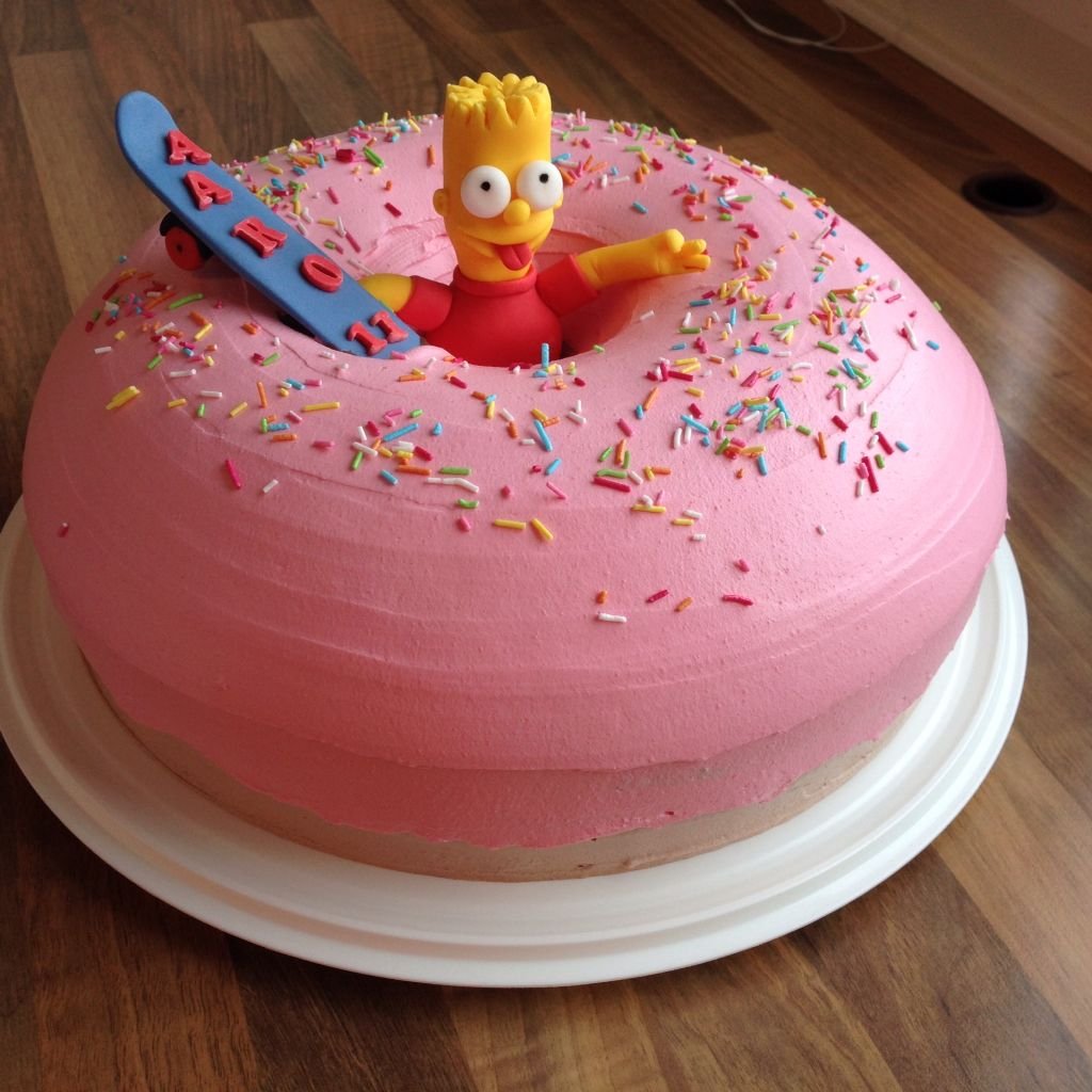 Simpsons Cake